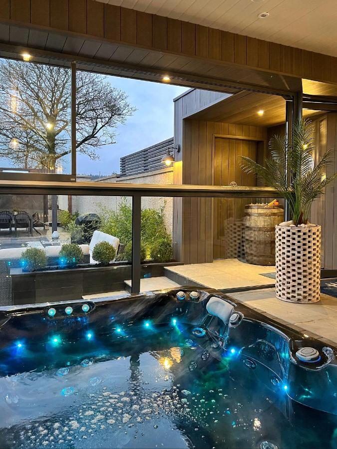 Villa The Hideaway Retreat Omagh Esterno foto