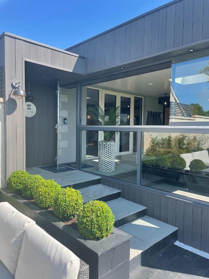 Villa The Hideaway Retreat Omagh Esterno foto