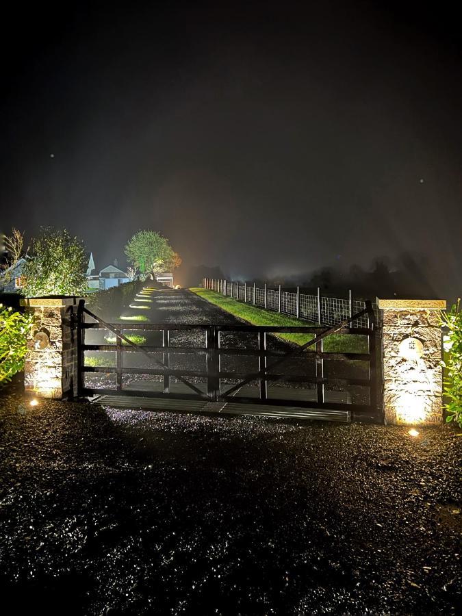Villa The Hideaway Retreat Omagh Esterno foto