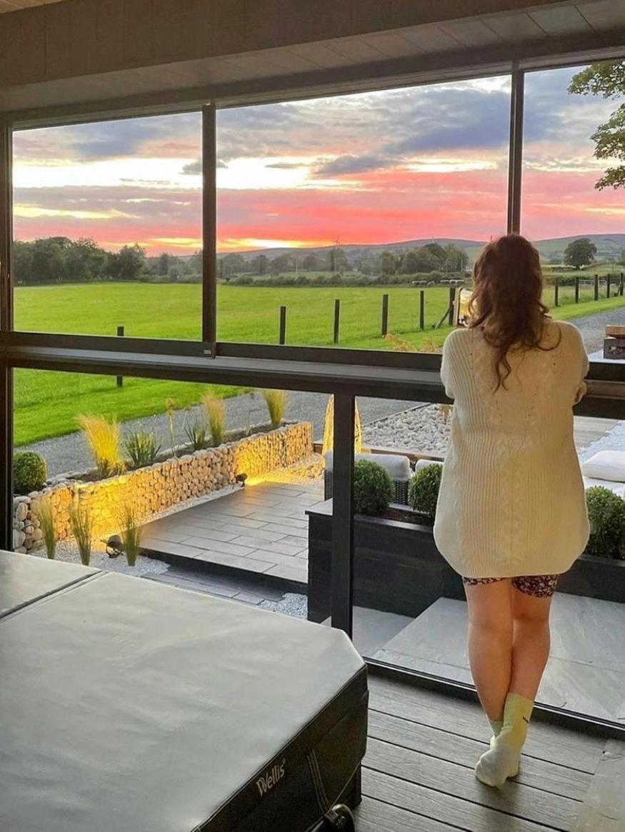 Villa The Hideaway Retreat Omagh Esterno foto